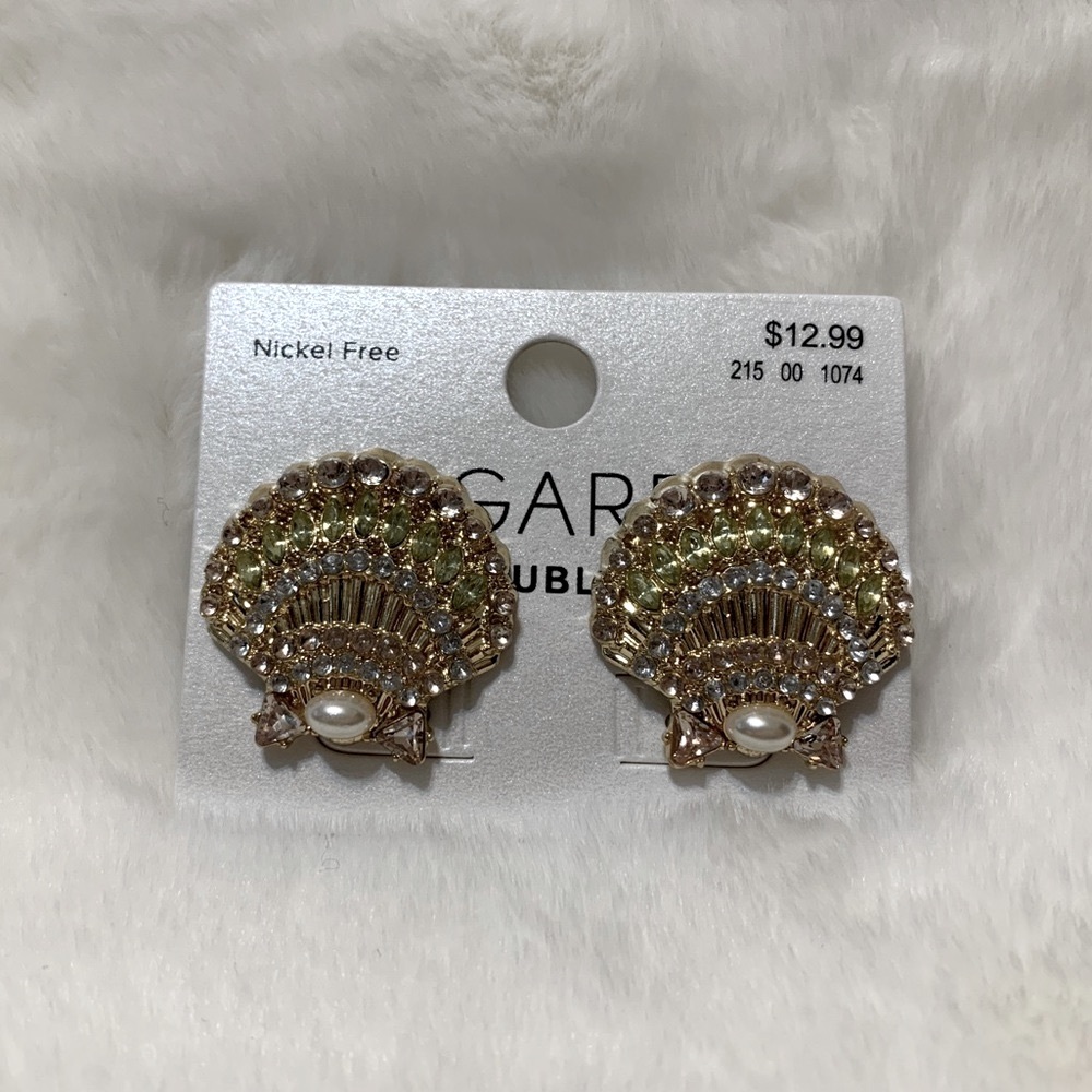 NWT Sugarfix Baublebar Earrings Clam Rhinestones